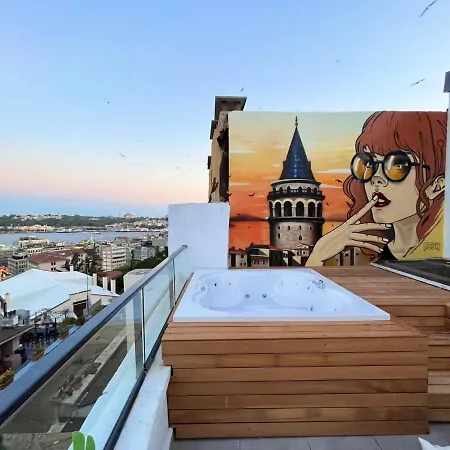 Marvelous Flat With Jacuzzi Near Galata Tower شقة